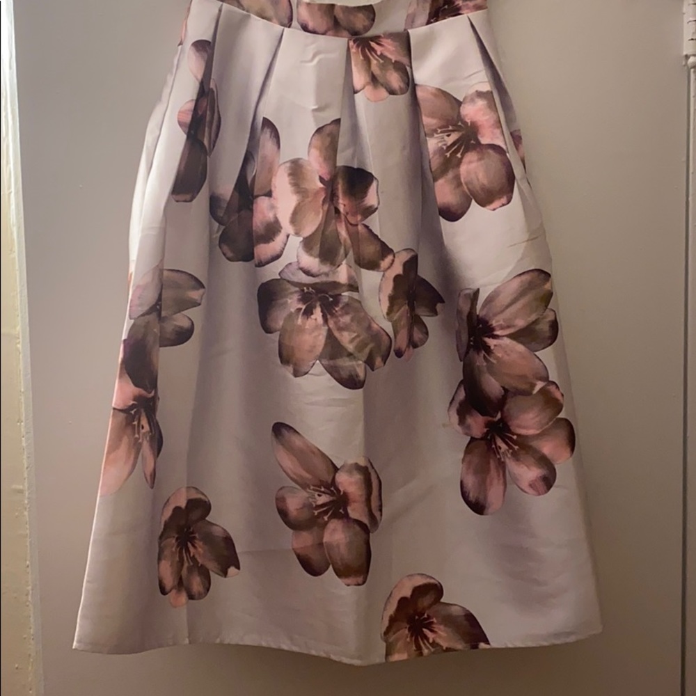 Akira floral skirt - Picture 3 of 5